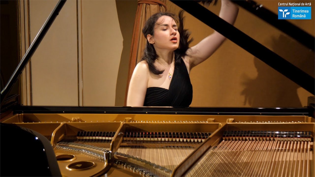 Recitalul pianistei Adela Liculescu - Sala Palatului 