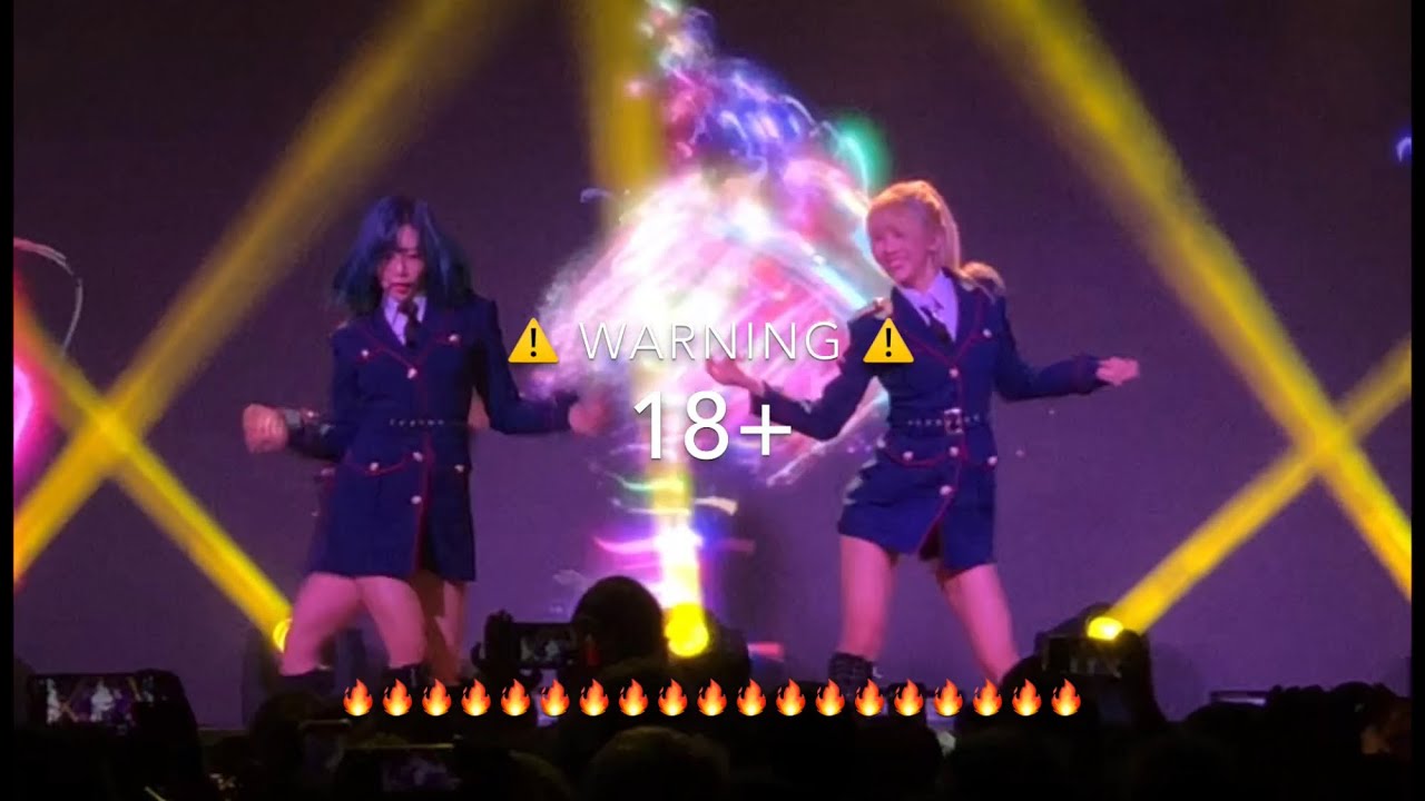 Dreamcatcher concert (gay) highlights | Chicago 2019