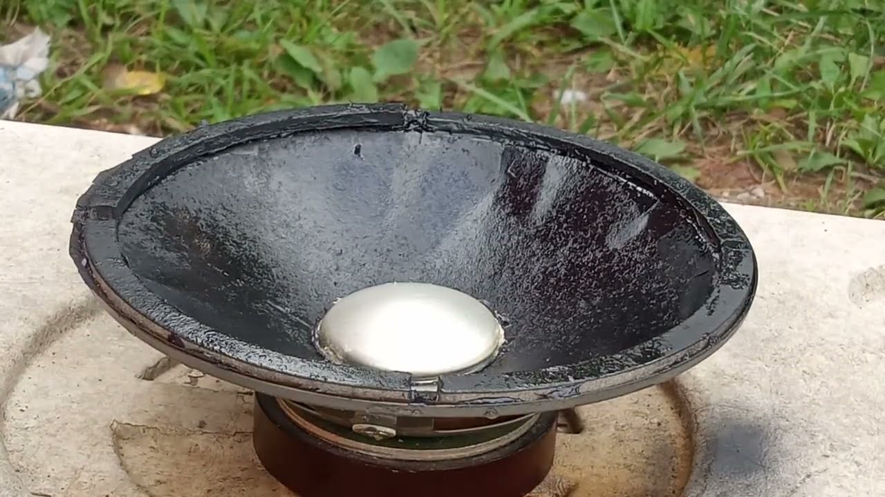 DIY Guitar Speaker Recone Using Paper and Soda Can!