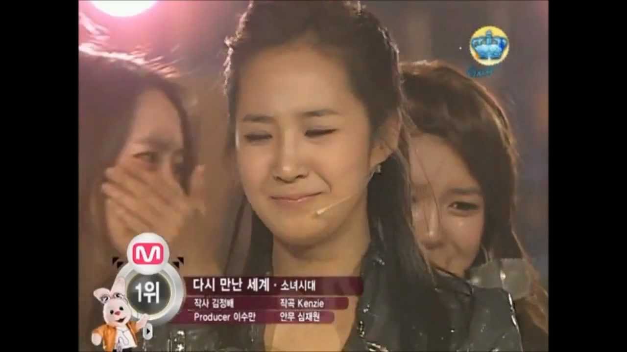 SNSD 1st win [Encore] - Into the New World, Girls' Generation, Kissing You