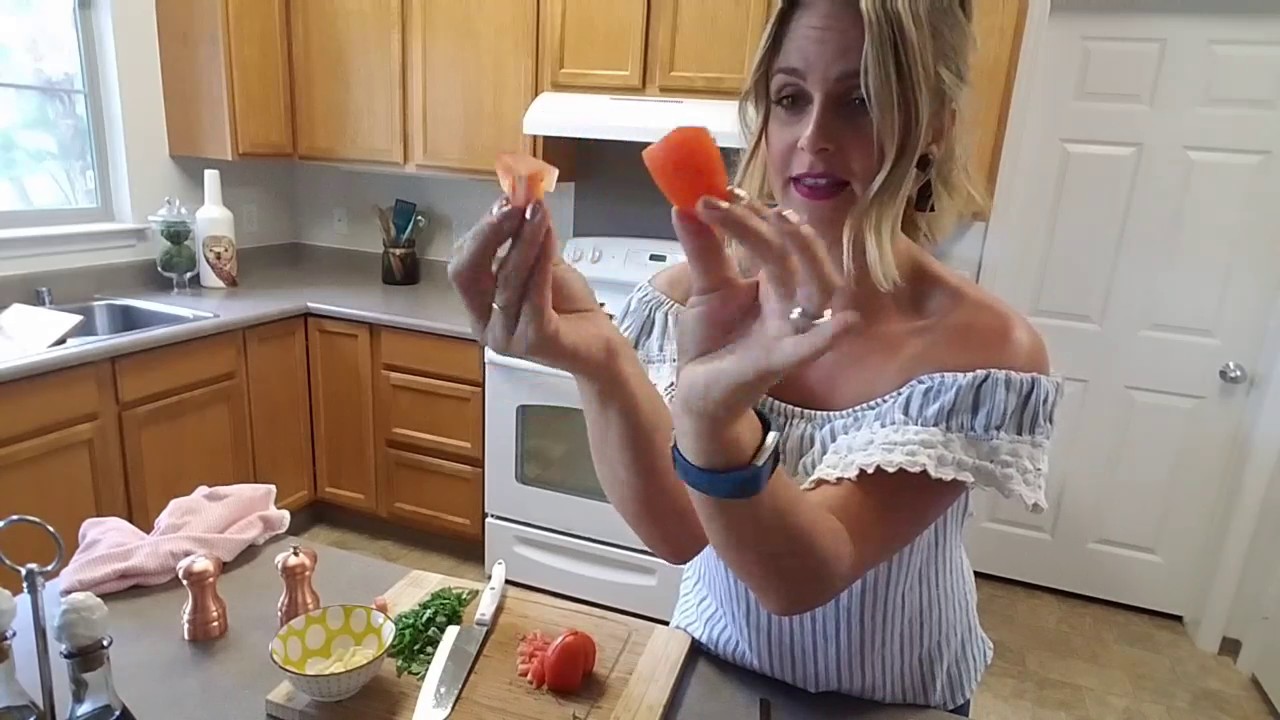 Bruschetta Chicken: Messy Life, Messy Kitchen