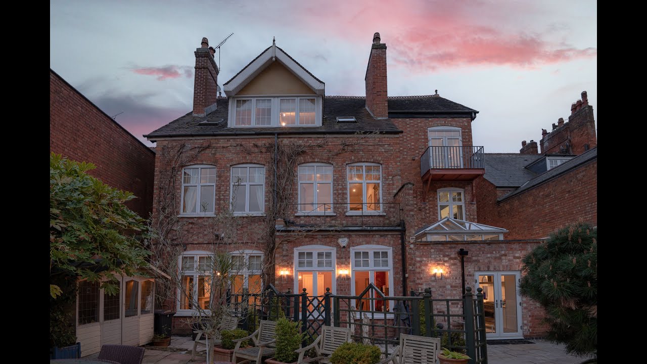 The Old School | Elsee Road | Fine & Country Rugby | Claire Heritage & Sam Funnell