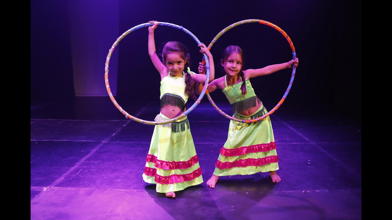 6.El lago Fantastico_Arquetipos Femeninos Danza Oriental Zafiro Azul_2025