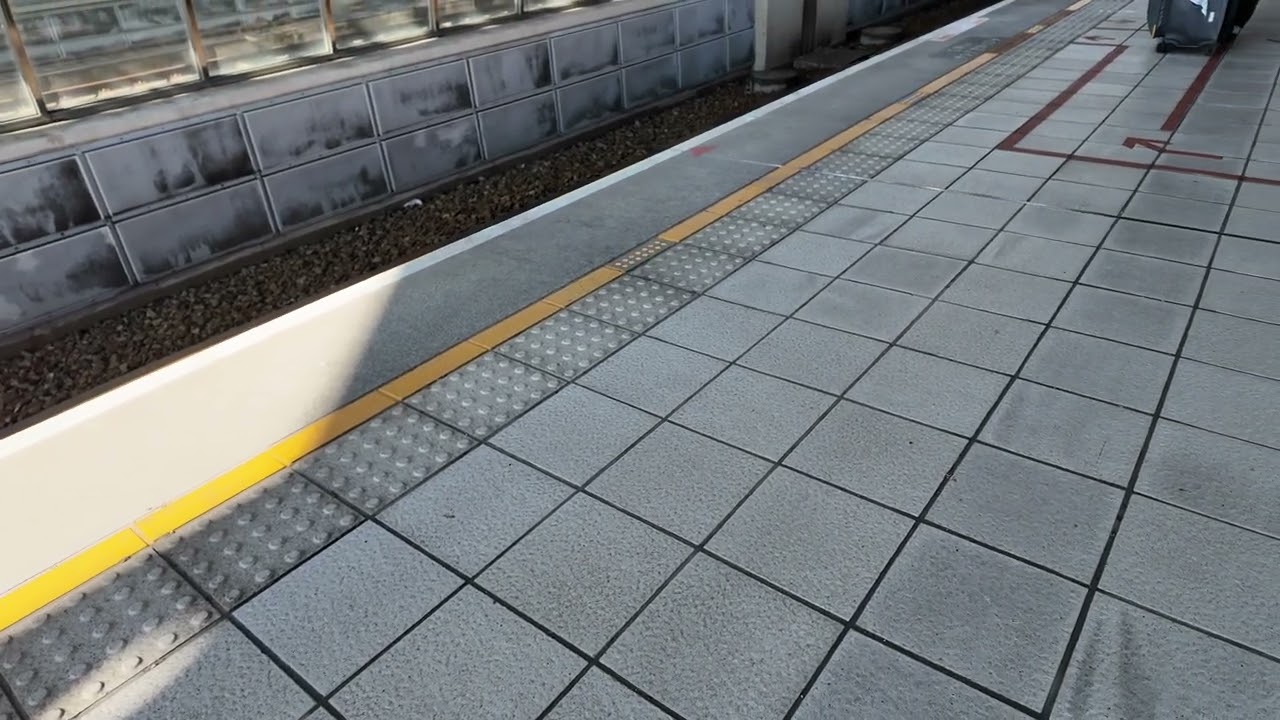 633高鐵台中進站TR 28