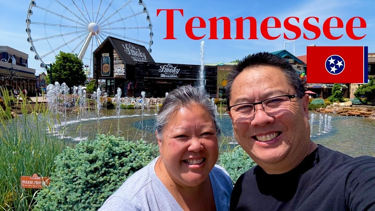 FIRST TIME in Pigeon Forge & Gatlinburg | Local Goat | The Island | Crockett's 1875 | Buc-ee's