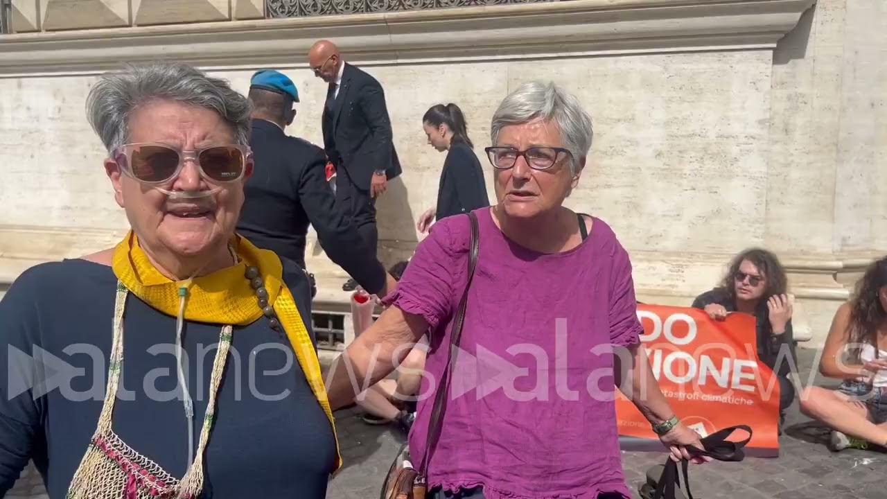 Roma, blitz di Ultima Generazione: vernice nera sul Ministero della Giustizia