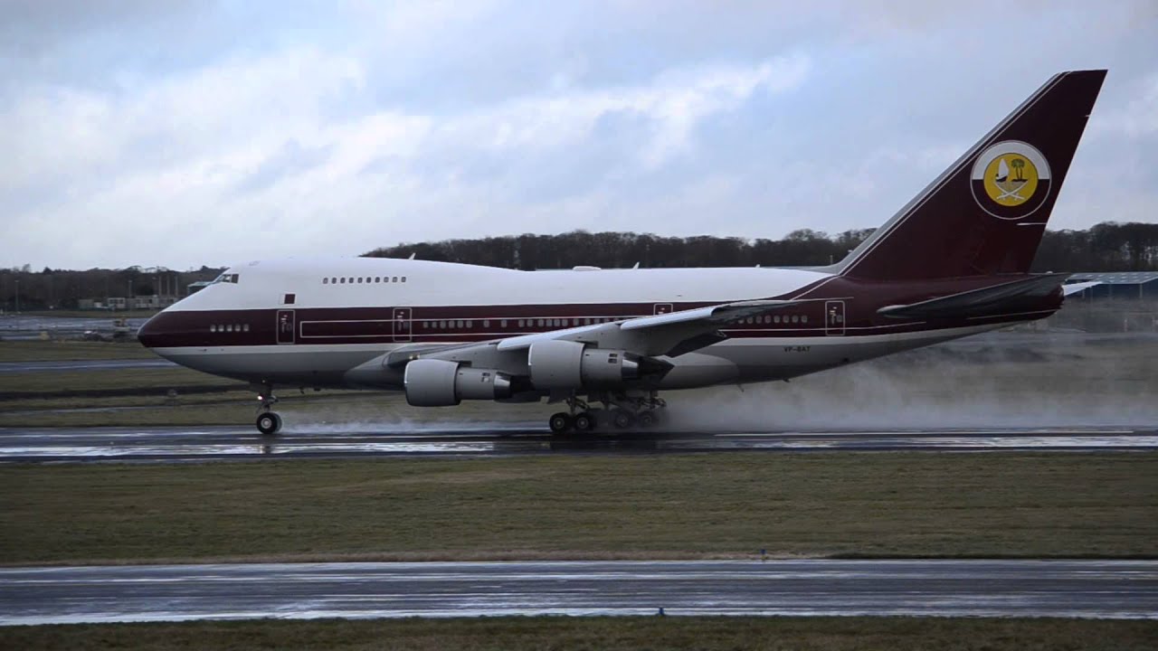 Boeing 747SP  touch & go, VP-BAT at Prestwick