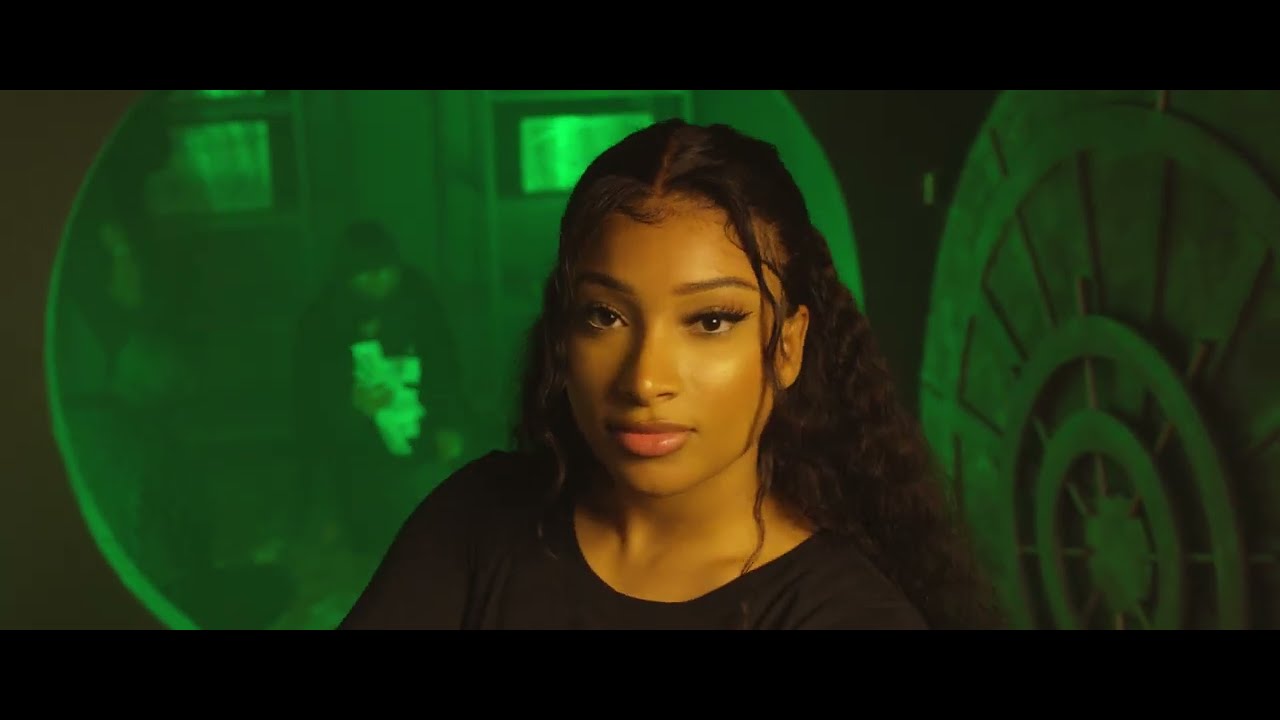 Jennaske- Bankroll (Official Music Video)