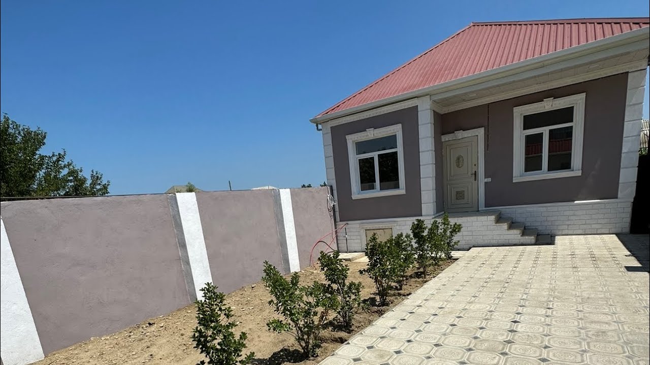 Sarayda Mərkəzdə k&uuml;&ccedil;əsi asfalt olan super təmirli həyət evi satışa &ccedil;ıxdı. 60000 man. 0508740416