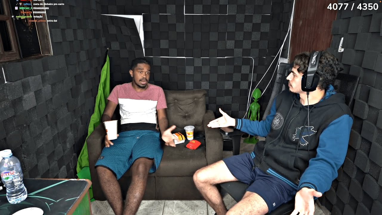 BISTECONE DISCUTINDO COM O GABRIEL EM LIVE
