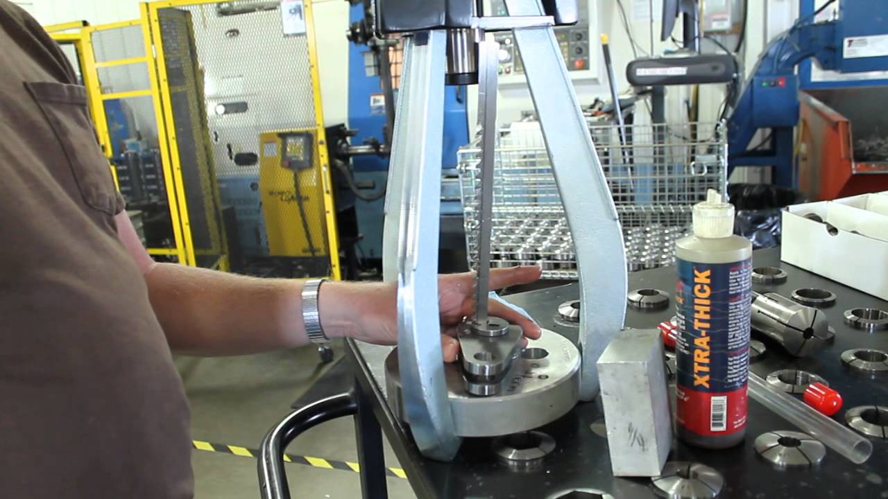 Hydraulic Puller used as a Press