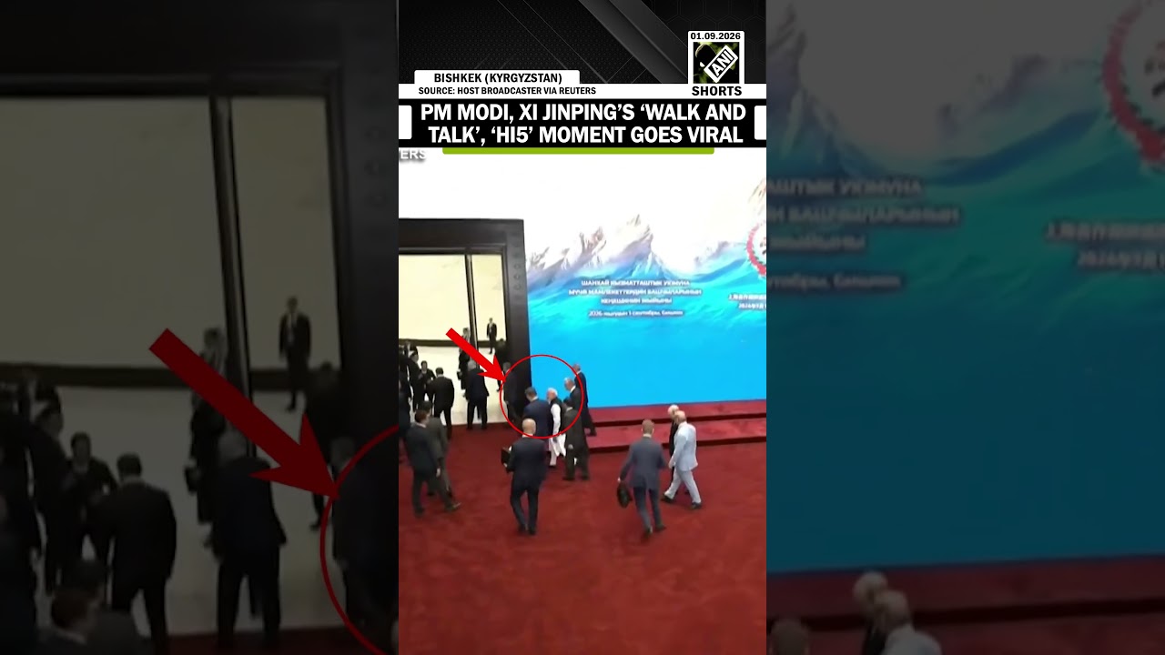 PM Modi, Xi Jinping seen bonding at SCO meet with &lsquo;walk and talk&rsquo; moment, &lsquo;Hi5&rsquo; style handshakes
