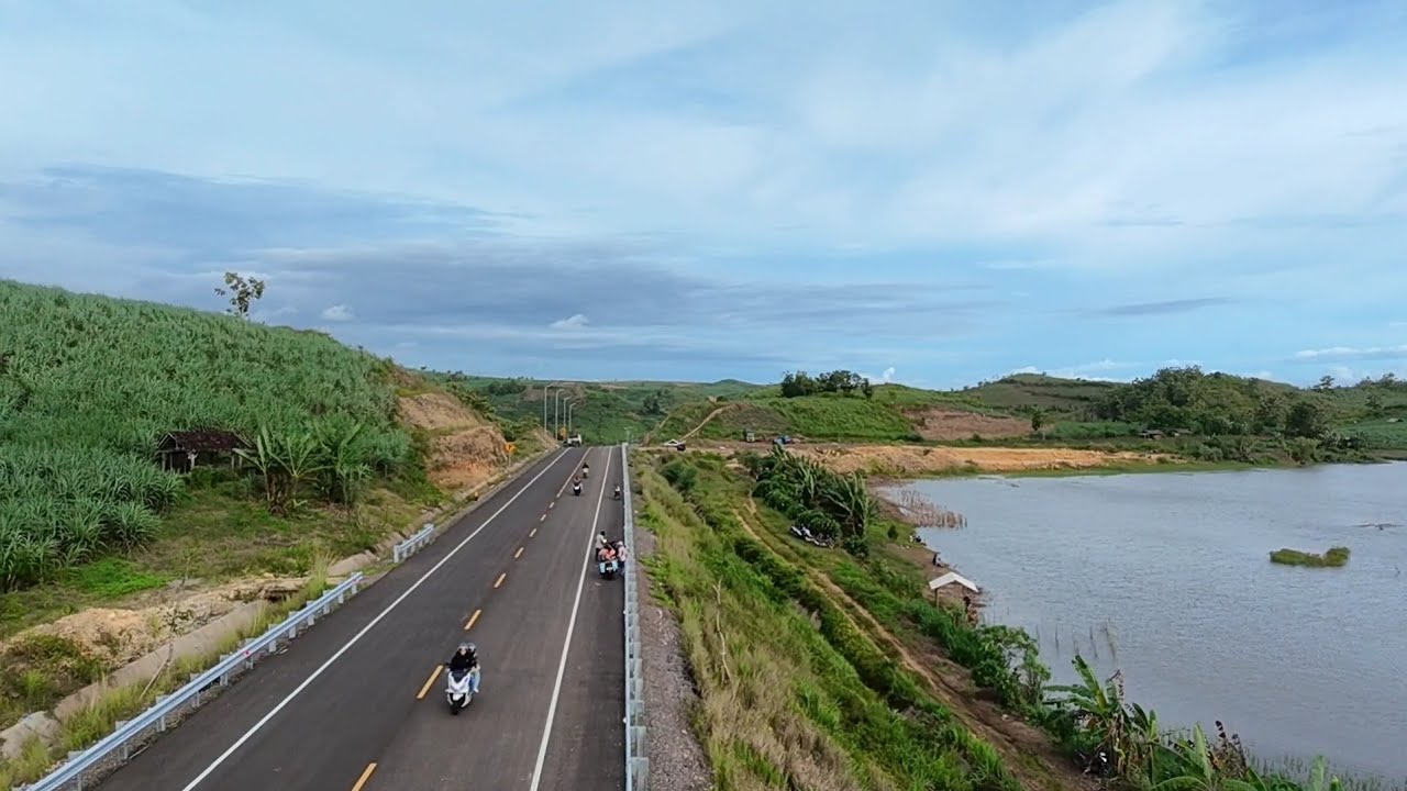 Titik VIRAL BLITAR JLS DANAU NGEMBAK Drone view Dan Sungai Talang Lodagung tempat nongkrong favorit 