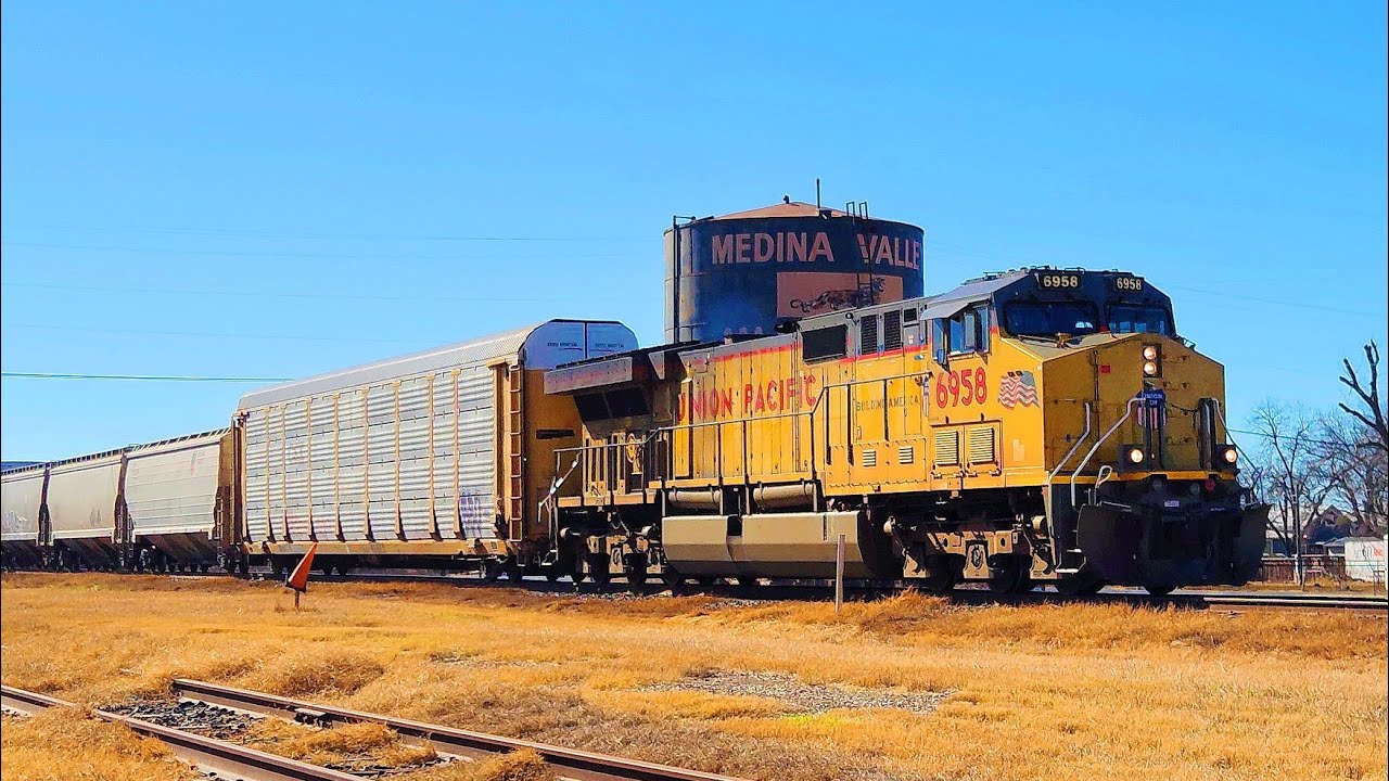 (Late Upload) 2/16/2026: 3 Union Pacific Trains in LaCoste Texas! | K3’ Madness!!
