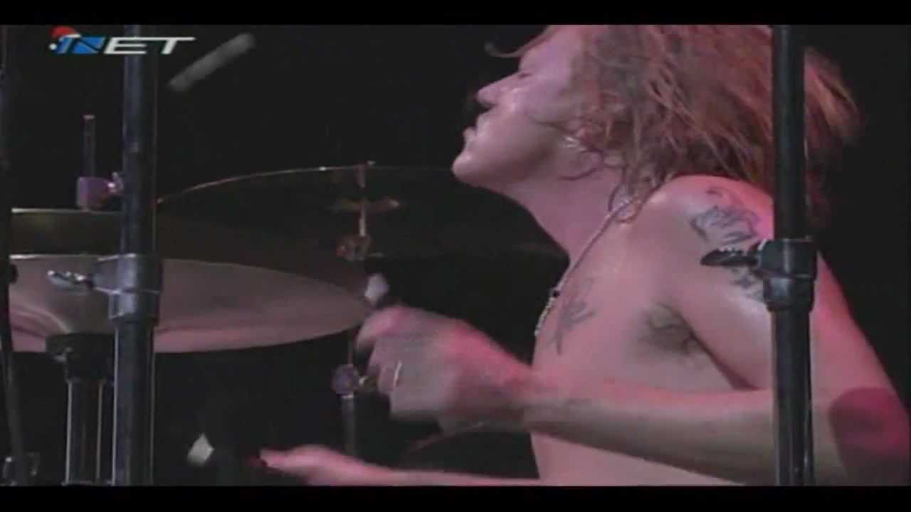 Scorpions-Hit Between The Eyes (Live In Athens Greece 2005)