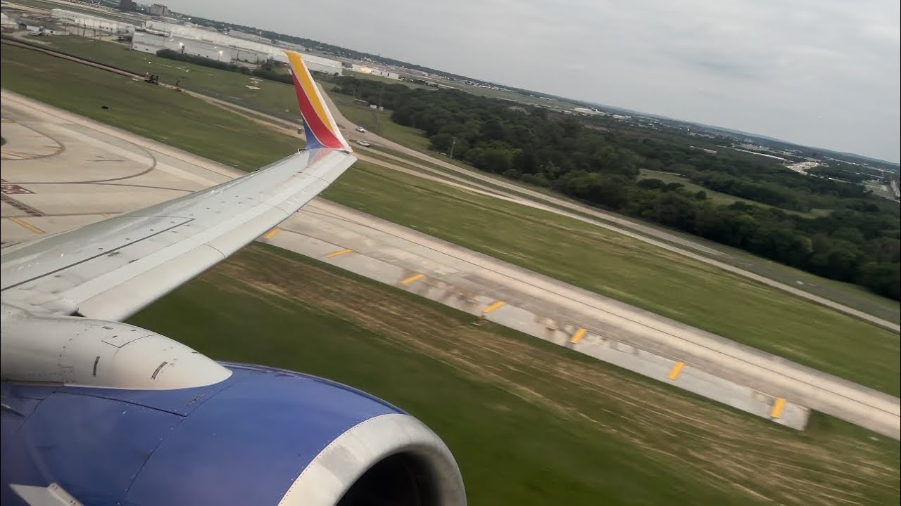 Southwest Boeing 737-700 Takeoff San Antonio Intl. (KSAT)