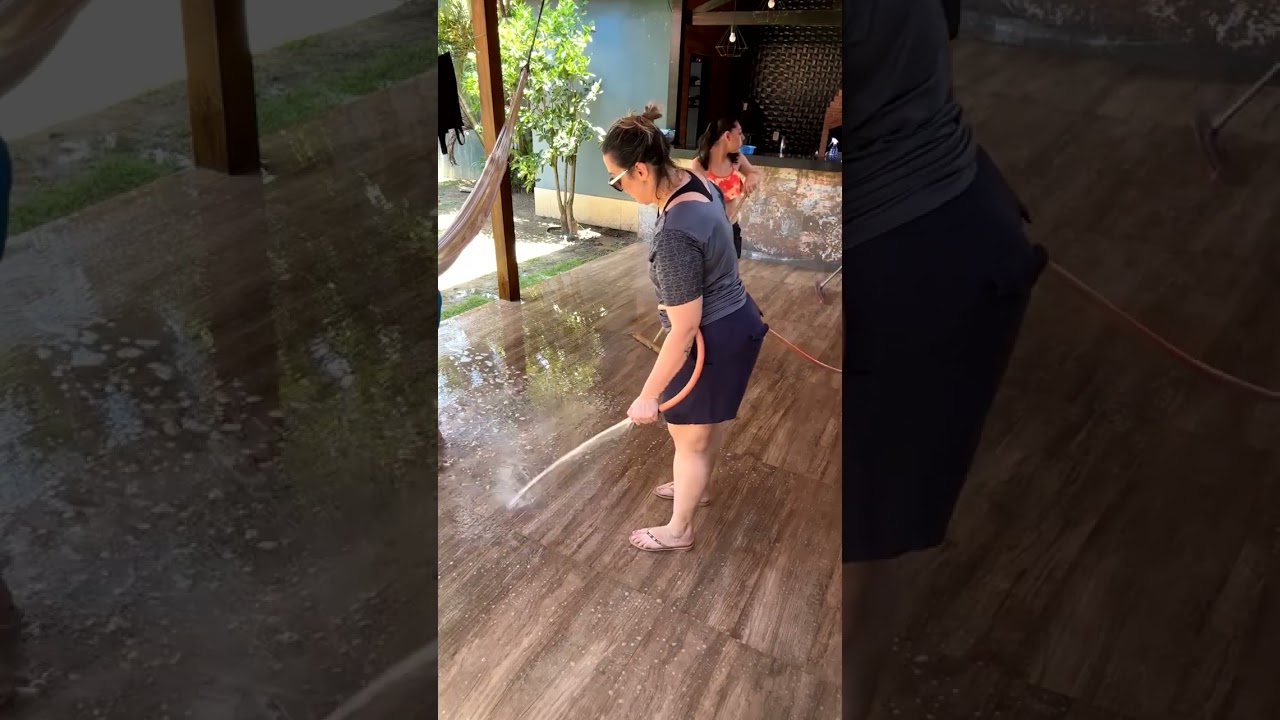 TODO MUNDO TRABALHANDO!