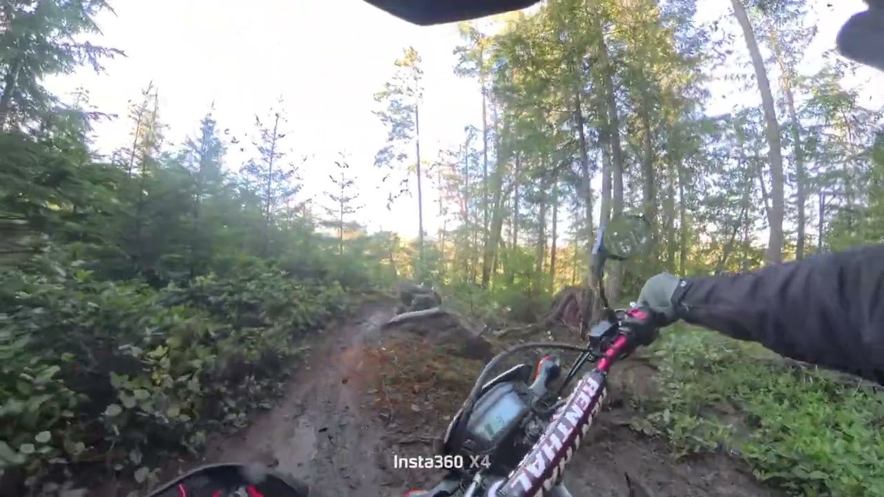 Crf250L enduro climb insta360x4.         #insta360 #viral #dirtbike #enduro #vancouverisland #bc 