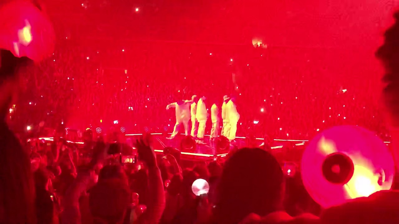 BTS Love Yourself World Tour, L.A. 180905: Mic Drop