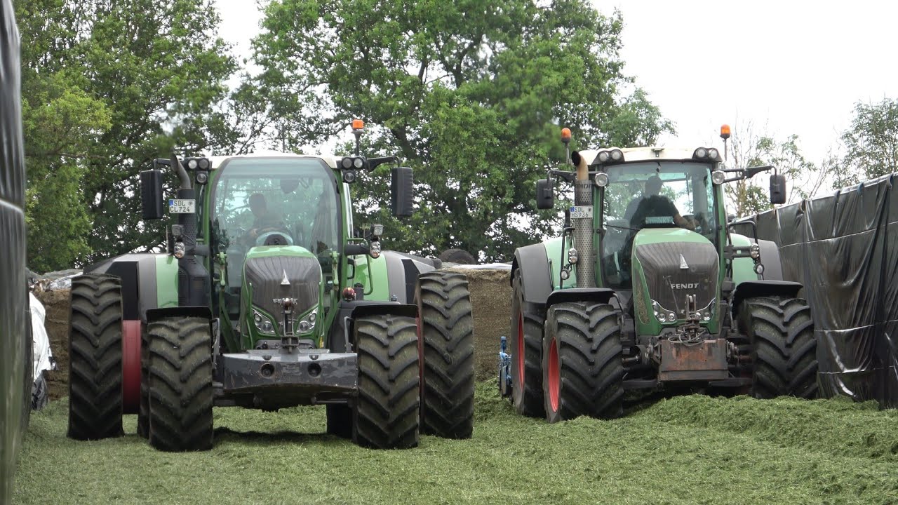 FENDT 724 & FENDT 936 am Silo verdichten / FENDT 820 bringt Nachschub / SOUND / 4K