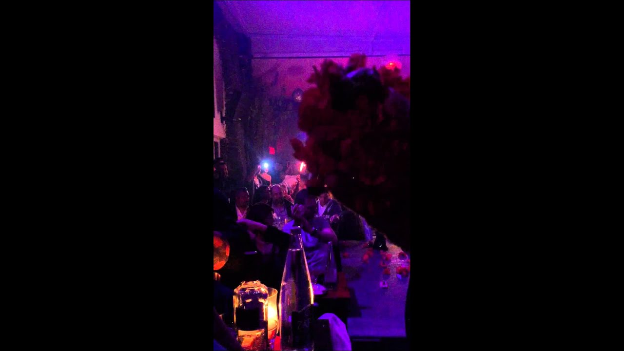 Club Mamounia- Live Greek music performance