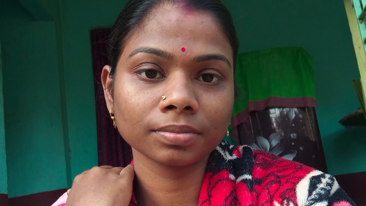 সকাল থেকে বিকাল পর্যন্ত কাজে প্রেশারটা একটু বেশিই থাকে কাজের মধ্যেই ব্যস্ত থাকতে ভালোবাসি