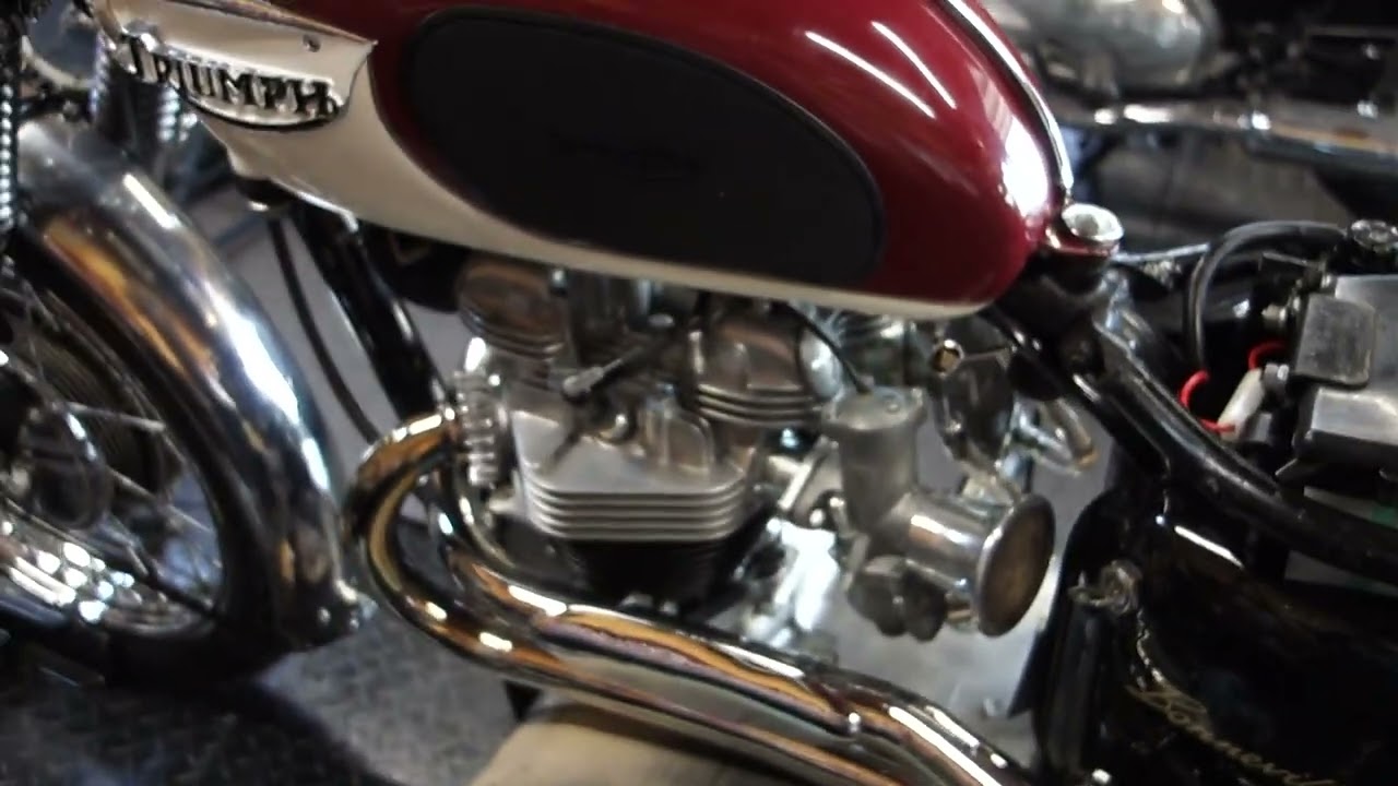 1967 Triumph T120R.