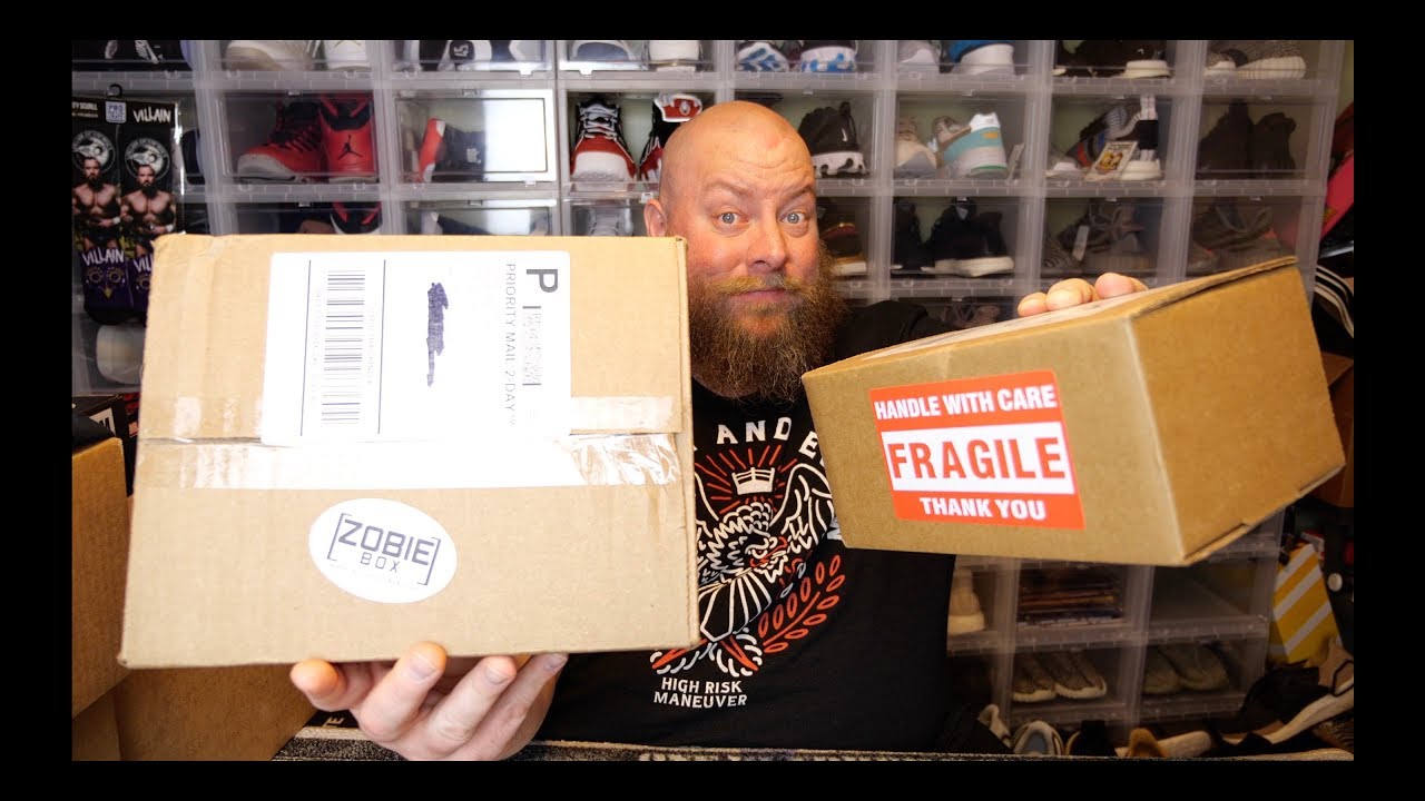 Opening up the April 2020 Zobie Pop Culture Mystery Box + Wrestlemania LEGEND SIGNED Funko POP