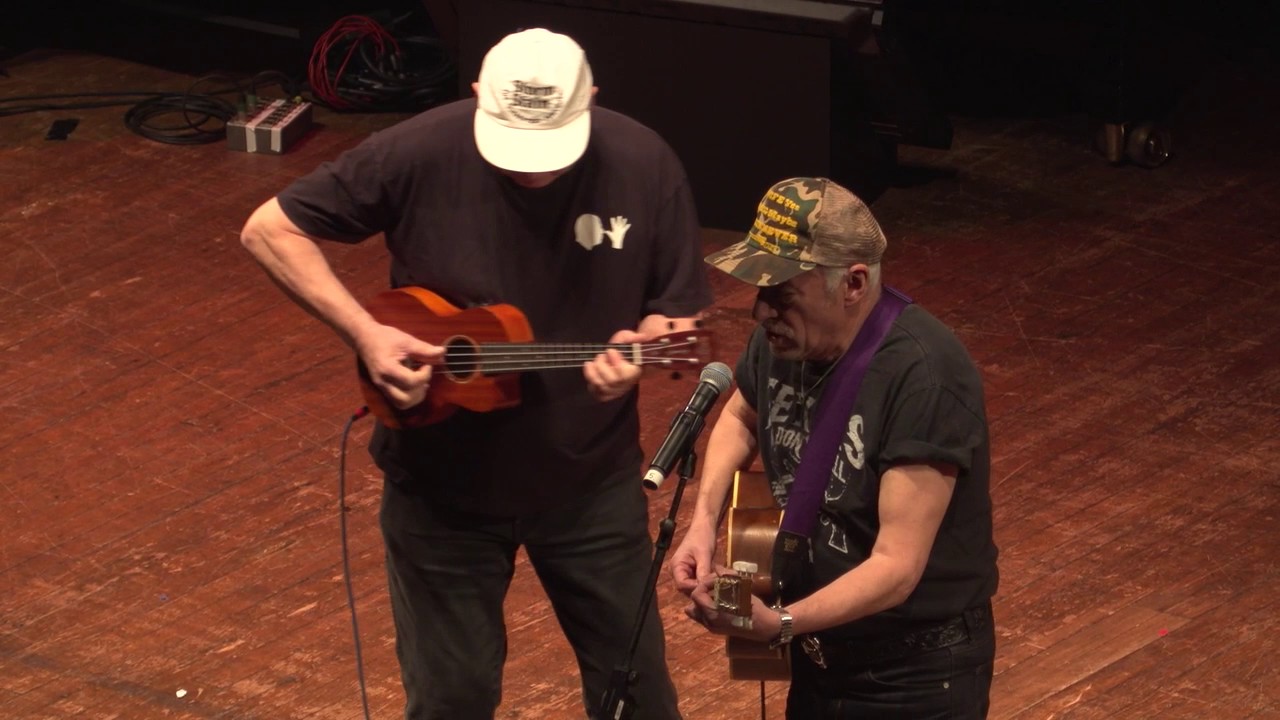 Ronnie Golden and Neil Innes Perform a Tribute to Donald Trump