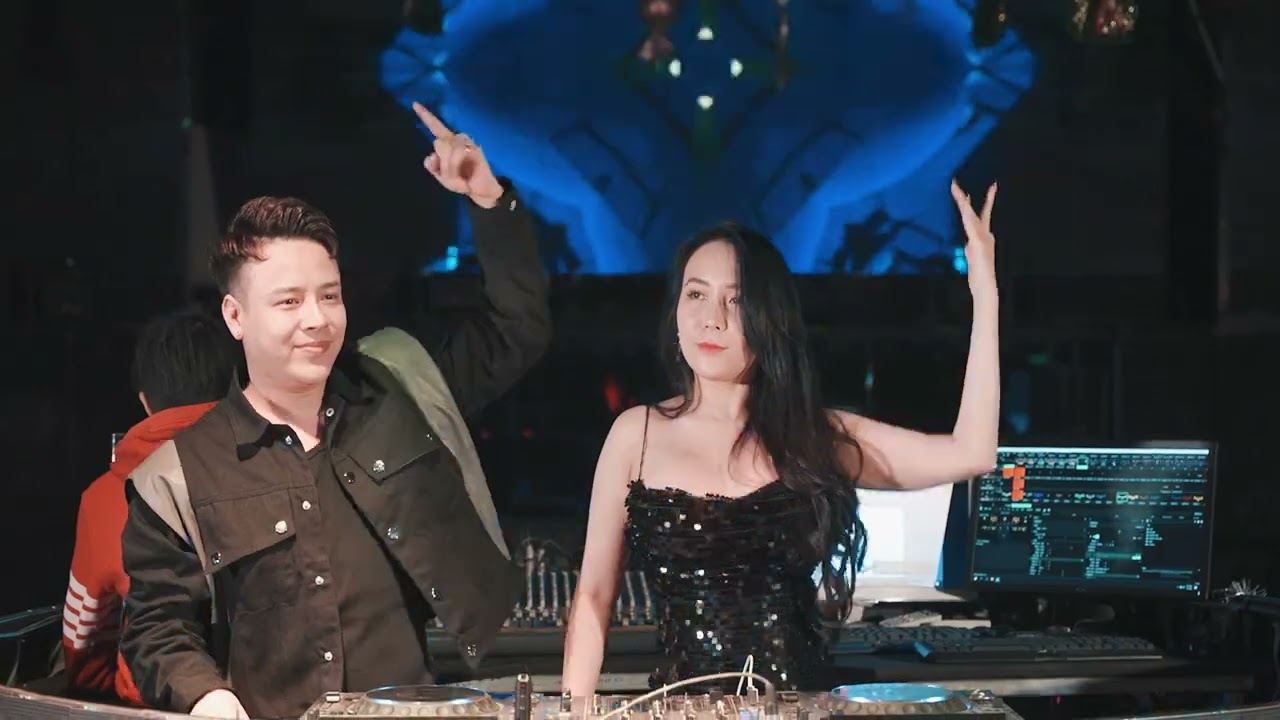 T&Igrave;NH NHẠT PHAI | RAPPER ASHI X DJ THẢO BEBE | VINAHOUSE
