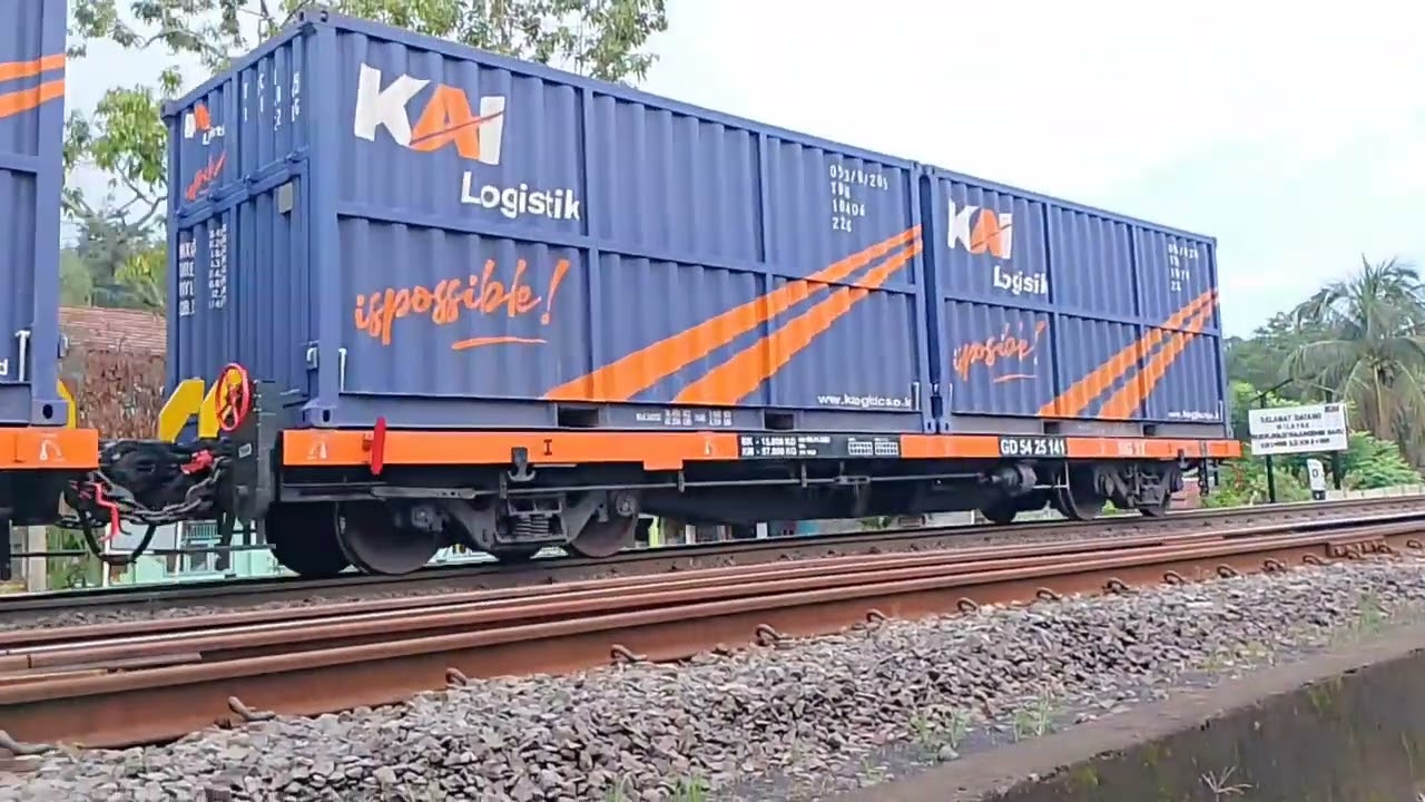 HUNTING KERETA API SELAMA BULAN SUCI RAMADHAN