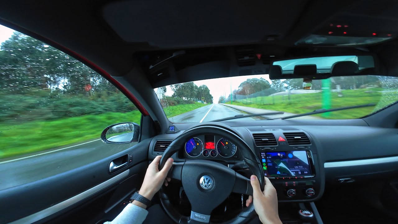 Lluvia + Semi Slick | Golf GTI Mk5 | POV Drive Sonido del Escape [4K]