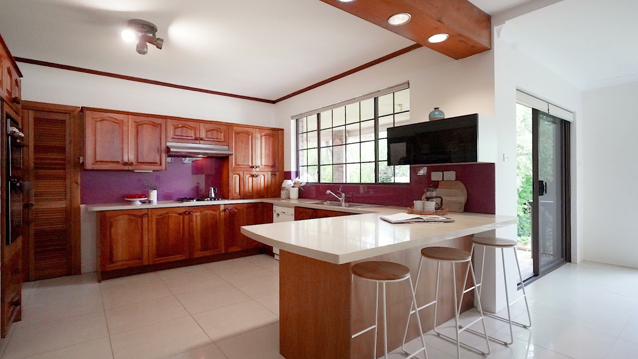 Narwee, 14 Weston Avenue