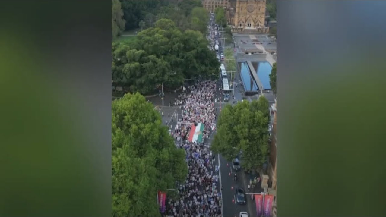 Sydney protesters ‘chanting against the Iranian regime’ ignored by mainstream media