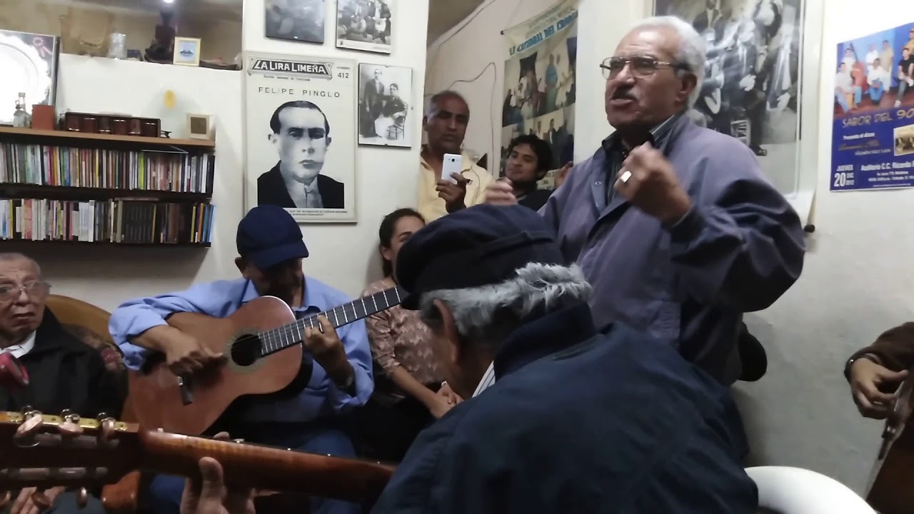 Vals Paloma mia, canta Enrique Suarez