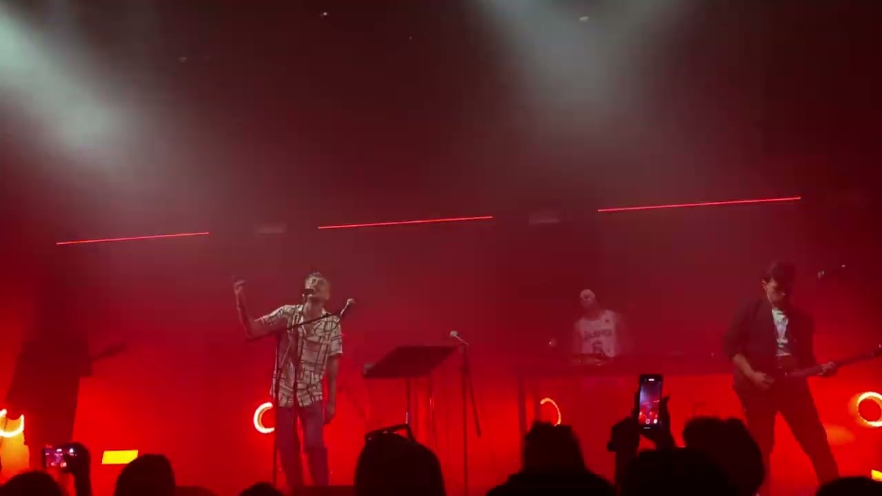 Onurr - Replik - Live at Zorlu PSM (4.6.2022)