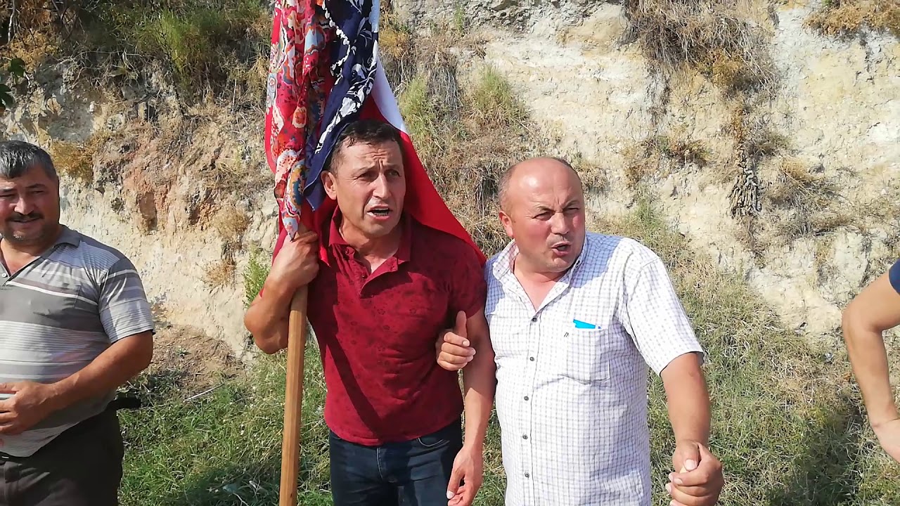 DEMİRCİ'NİN SEVİNÇLER KÖYÜNDE EMİNE FERHAT ÇİFTİNİN KIZ ÇIKARMA TÖRENİ..