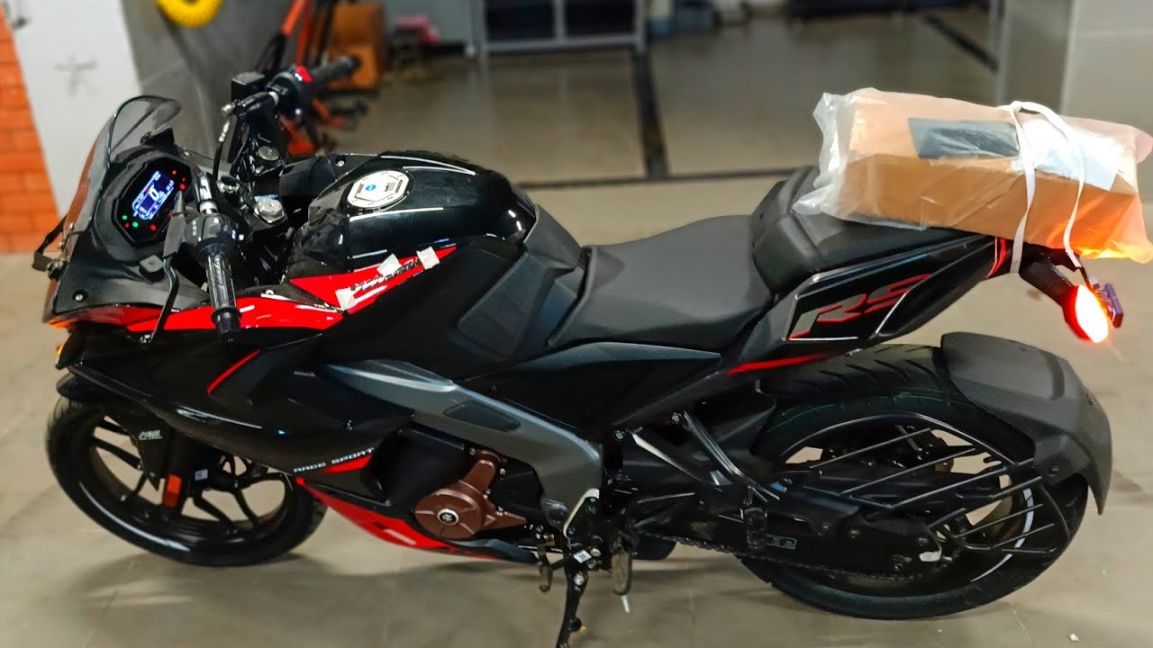 BAJAJ PULSAR RS200 New Model 2025 Black Red Review🔥 DIGITAL METER| LED Lights😍| New Features Price??