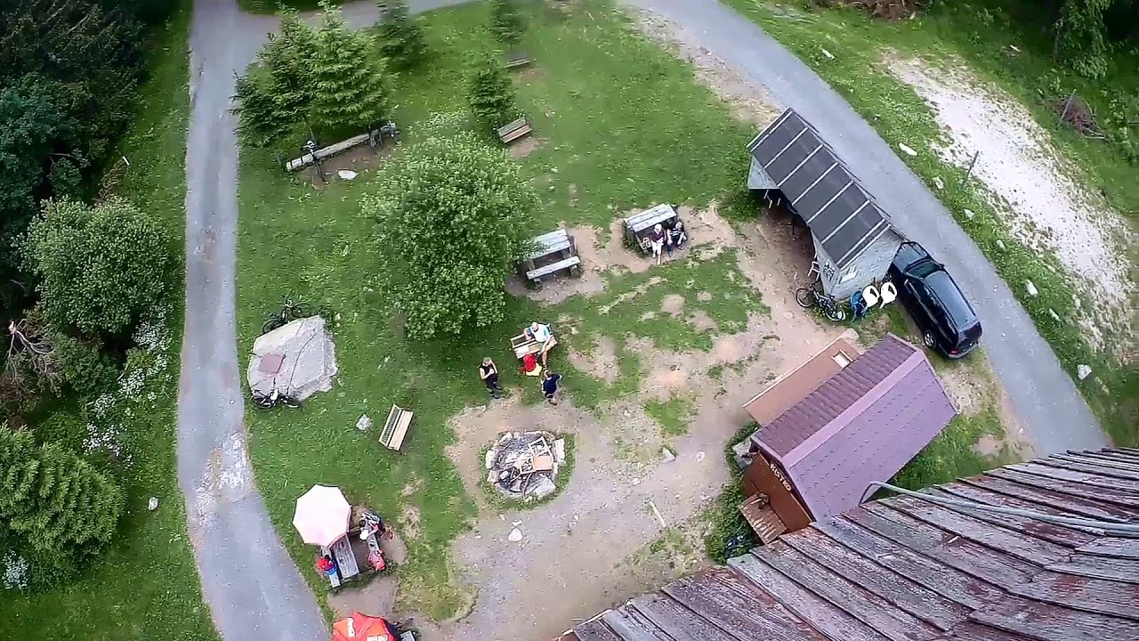 Horní Blatná, Vlčí jáma, Červená jáma