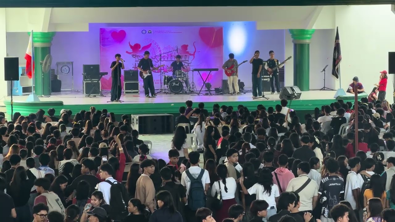 Broken Avenue (estapia band)