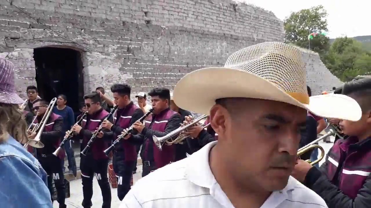 Los mayeles la mexicanisima de oaxaca PASEO DE MOJIGANGAS EN TAMAZULAPAM OAXACA SAN CIPRIANO