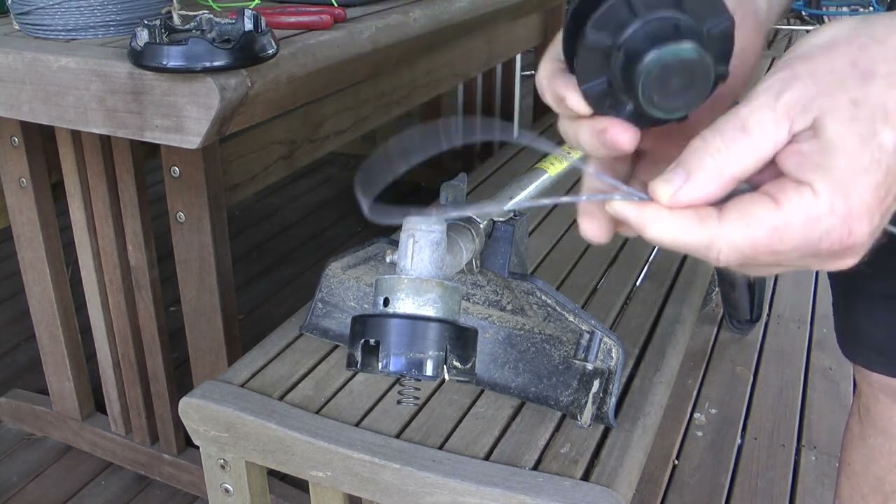 Как заменить леску Trimmer Whipper Snipper на катушках Victa 40v и современных катушках. Подпишит...