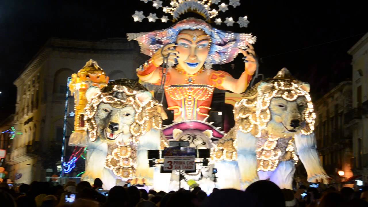 Carnevale di Acireale 2015 - Esibizione carro - 
