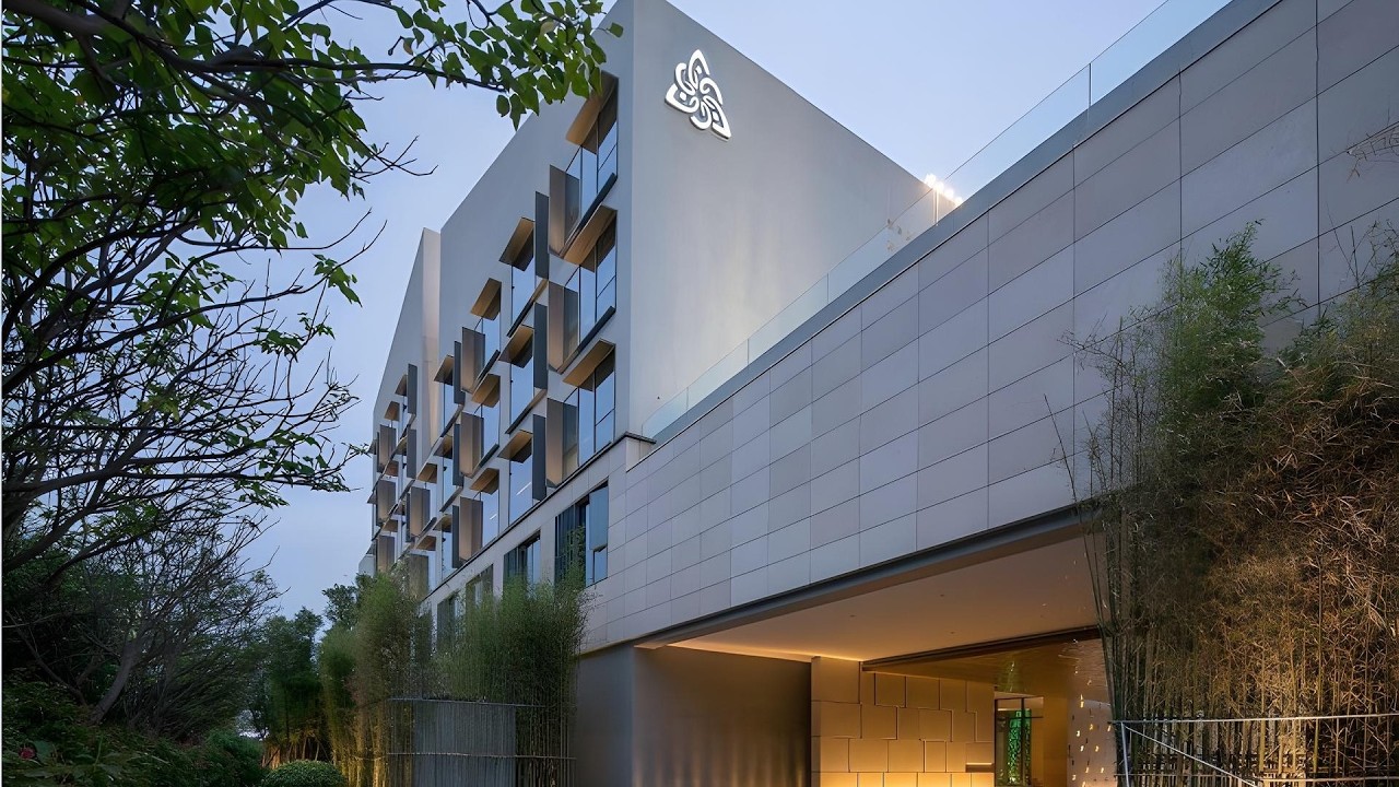 Joyze Hotel Xiamen, Curio Collection by Hilton | Xiamen, China | Hotel Review 🛏️