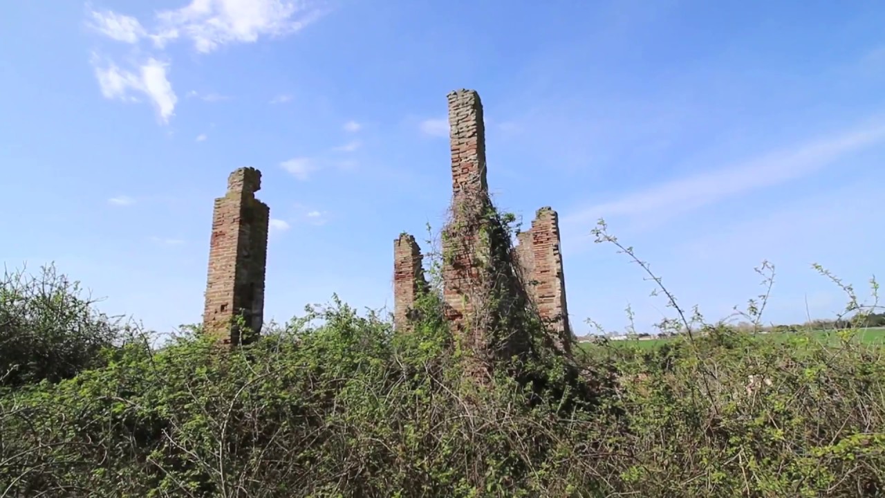 Villa Boccaccini, dal film la casa dalle finestre che ridono