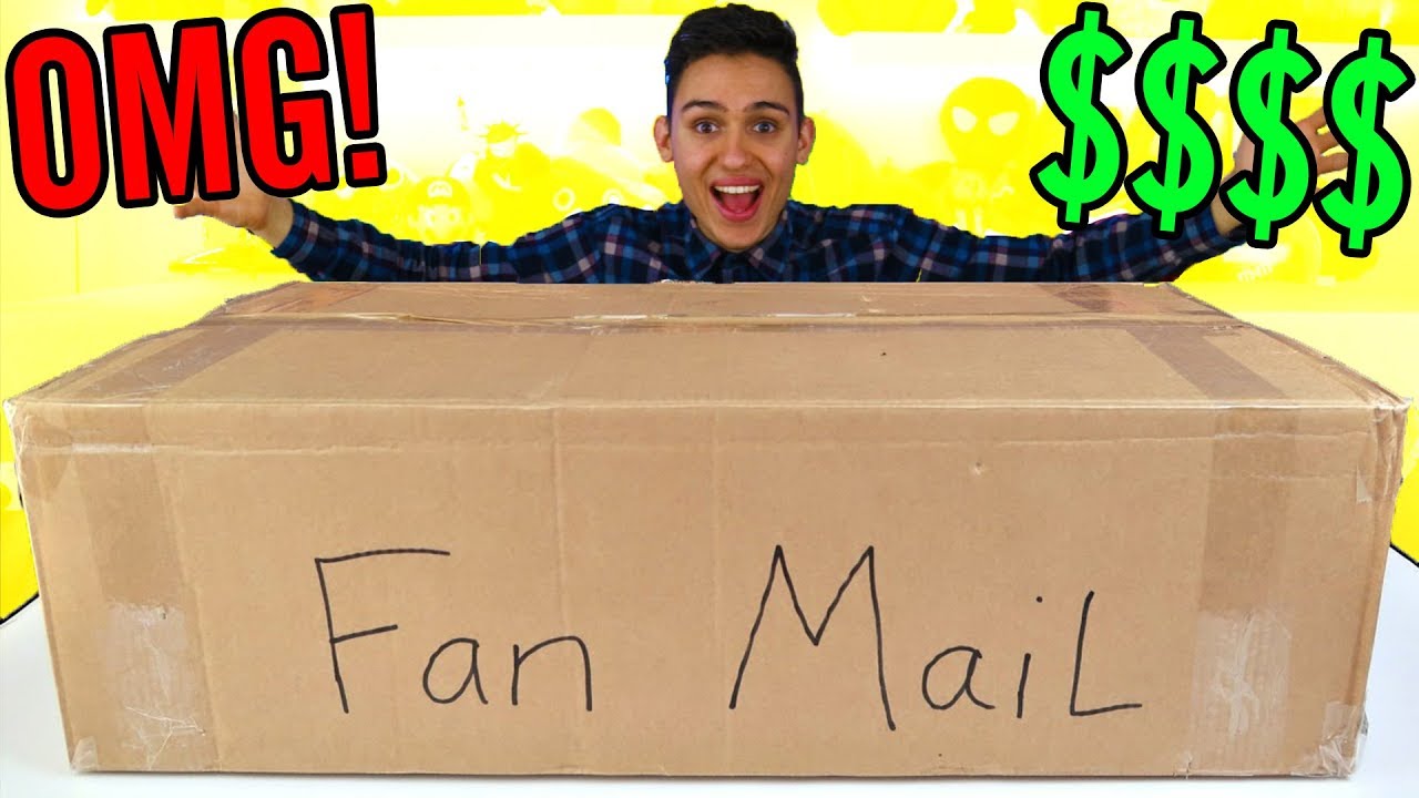 GIANT PO BOX FAN MAIL PRESENTS - Surprise -  Candy Opening