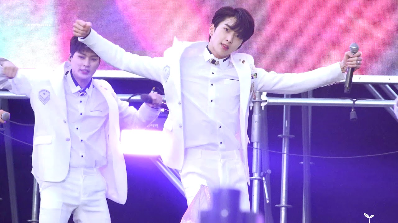 190615 KPOP ARTIST FESTIVAL UP10TION XIAO - Blue Rose