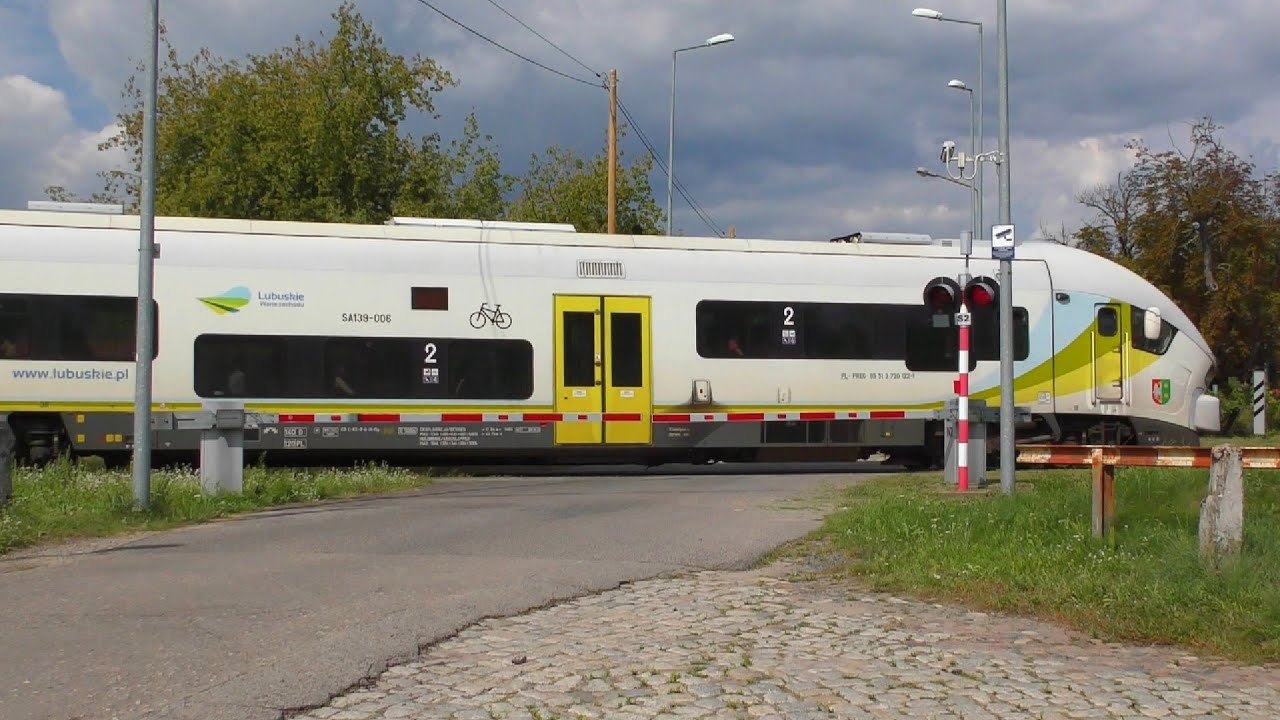 [4K] Przejazd kolejowy, Gorzów Wielkopolski ul. Warzywna | Polish railroad crossing