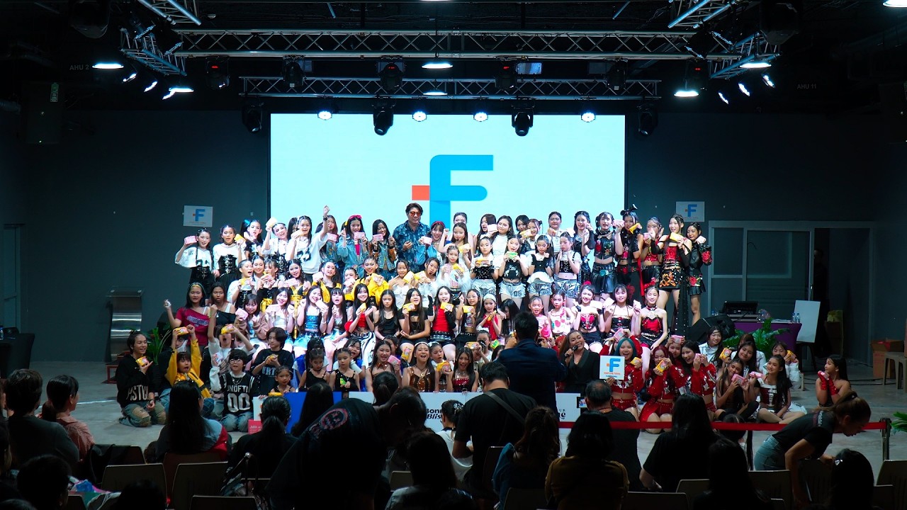 บรรยากาศถ่ายรูปรวม + ขอบคุณสปอนเซอร์ @ Fortune Town Cover Dance #2 (U15) | 260307