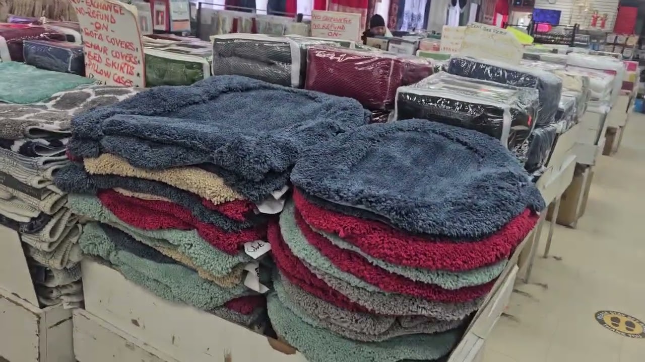 Went to cee& cee store to look at some beautiful curtains and house hold items 